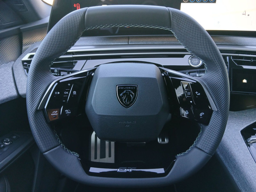 PEUGEOT 3008 GT Exclusive