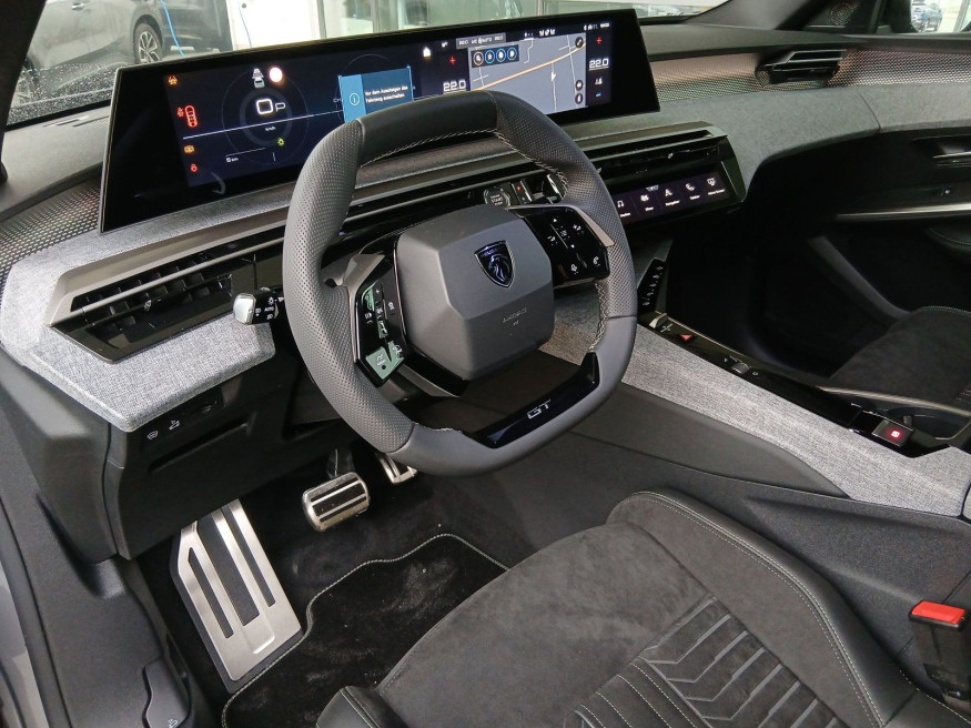 PEUGEOT 3008 GT Hybrid