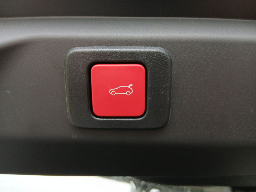 PEUGEOT 3008 GT Hybrid