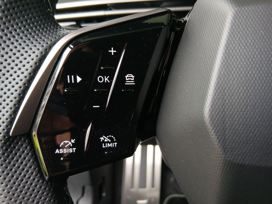 PEUGEOT 3008 GT Hybrid