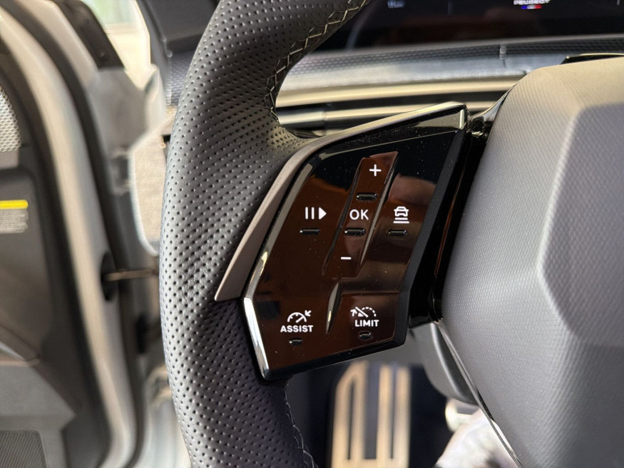 PEUGEOT 5008 GT Exclusive