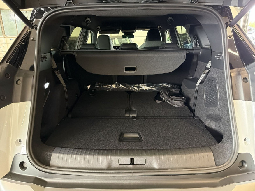 PEUGEOT 5008 GT Exclusive