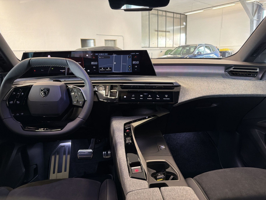 PEUGEOT 5008 GT Exclusive