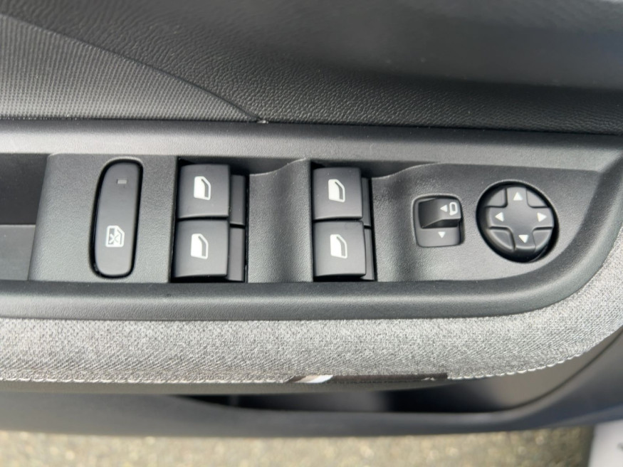 OPEL Frontera GS Hybrid