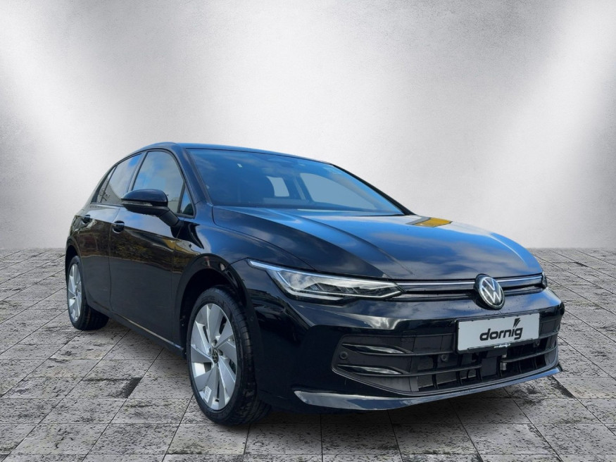 VW Golf VIII eTSI 110 kW