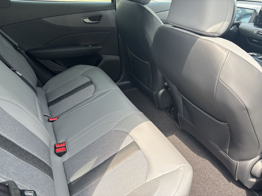 MG S5 EV Luxury 64kWh Long Range
