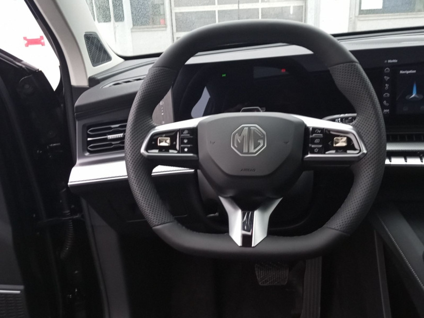 MG S9 PHEV Luxury