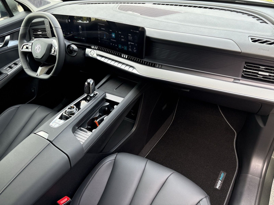 MG S9 PHEV Luxury