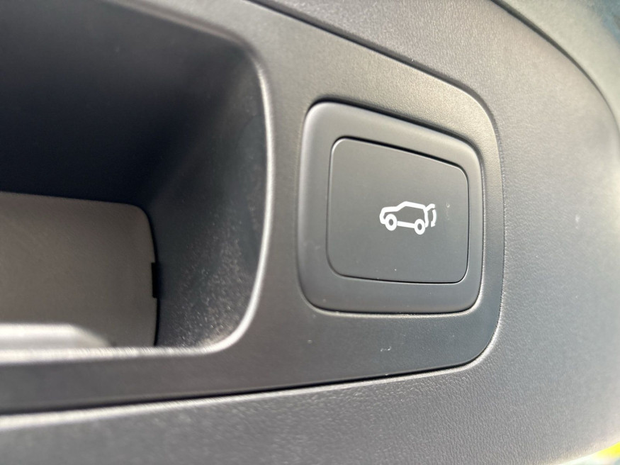 MG S9 PHEV Luxury