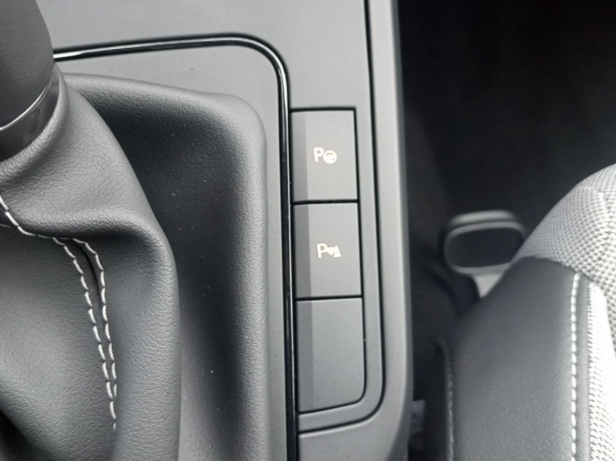 SEAT Arona FR Black Edition