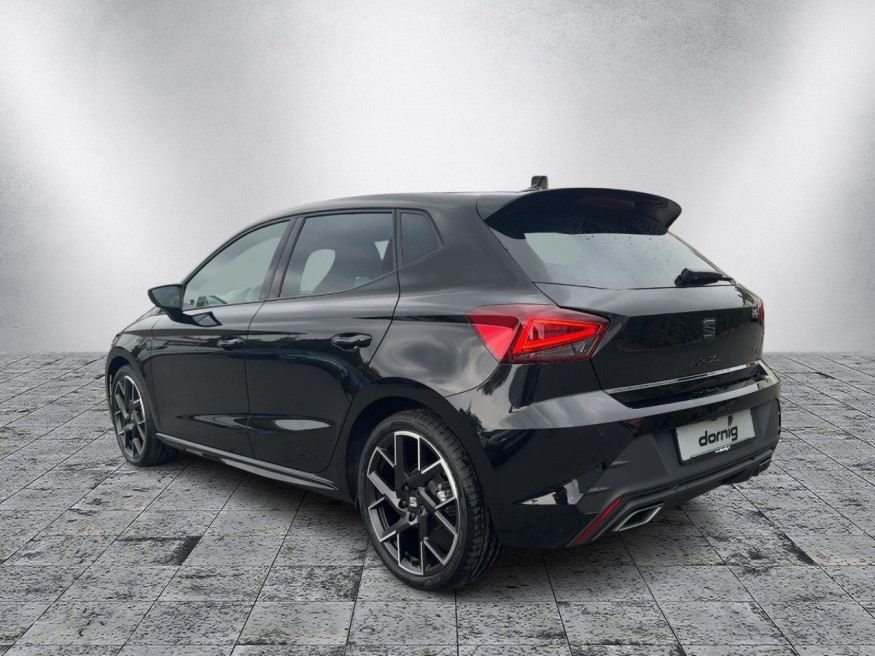 SEAT Ibiza FR Plus