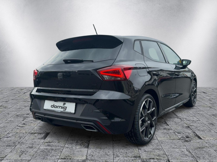 SEAT Ibiza FR Plus