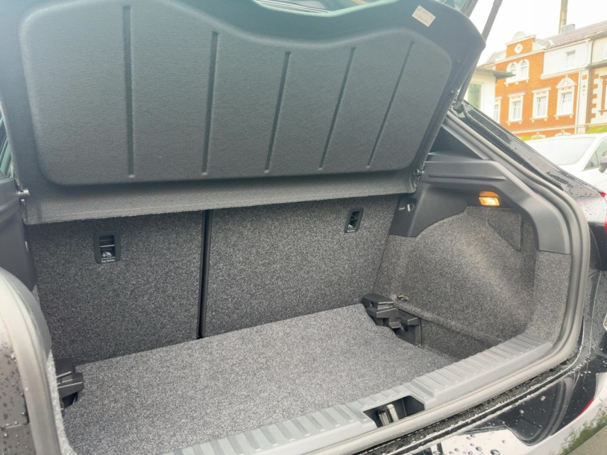 SEAT Ibiza FR Plus