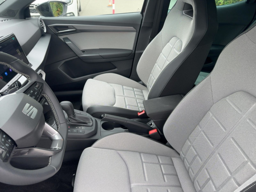 SEAT Ibiza FR Plus