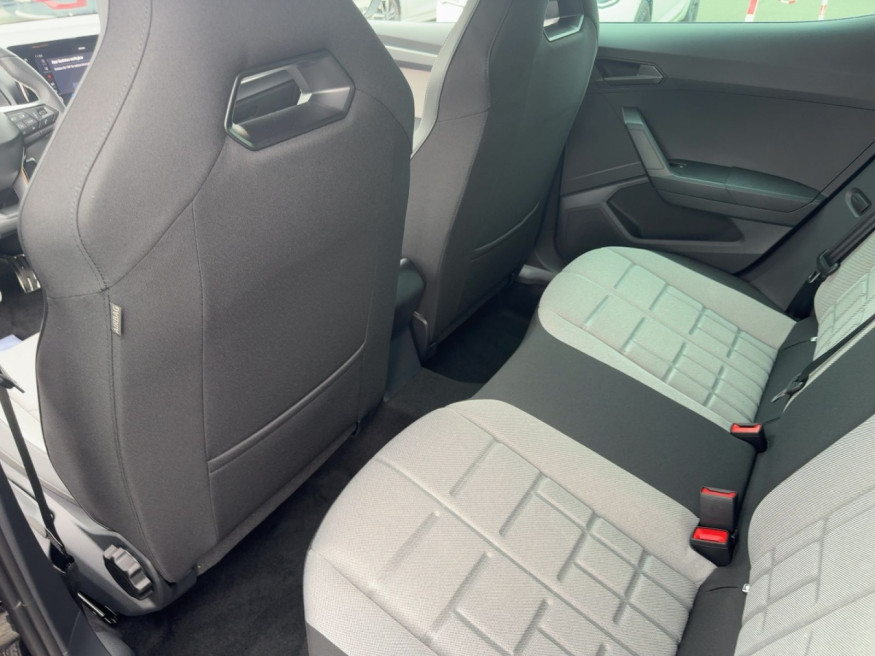 SEAT Ibiza FR Plus