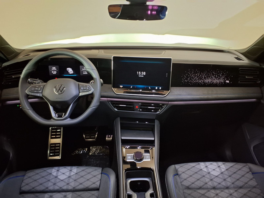 VW Tiguan R-Line
