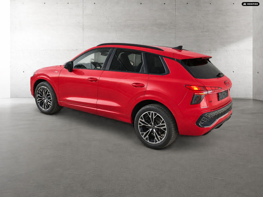 AUDI Q3 S Line