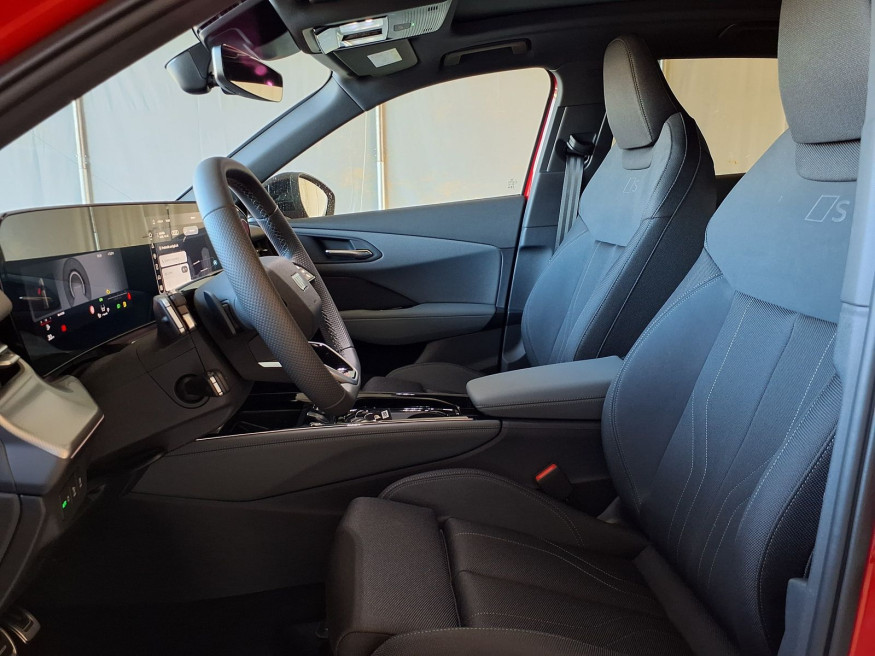 AUDI Q3 S Line