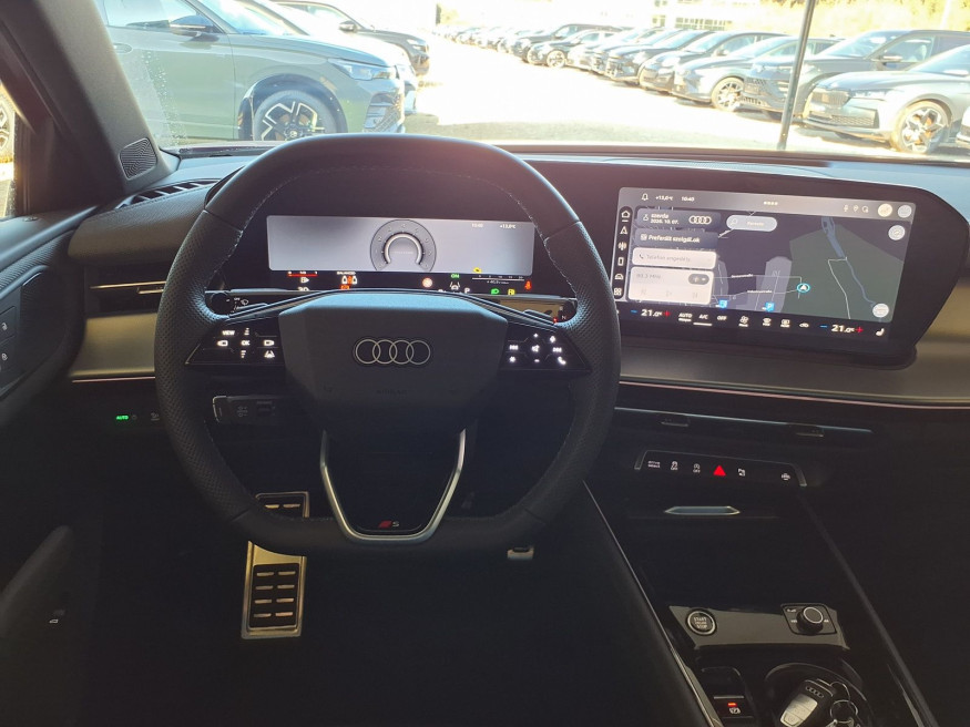 AUDI Q3 S Line