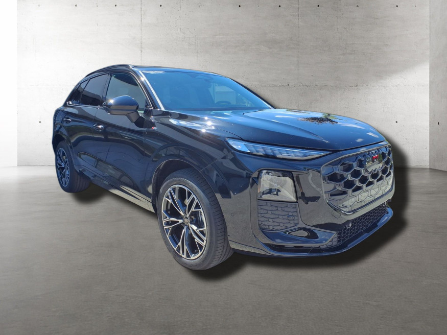 AUDI Q3 S Line
