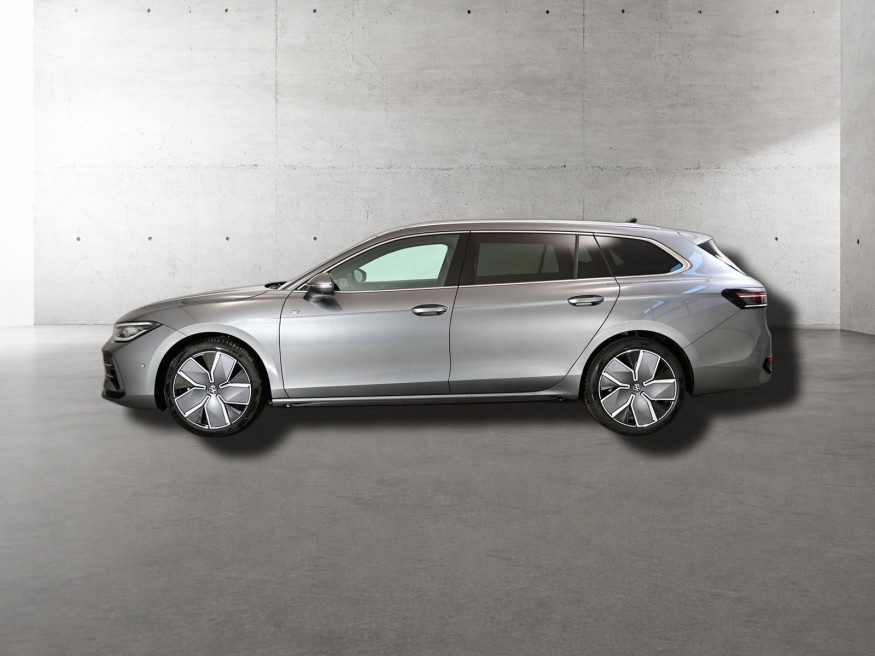 VW Passat Variant R-Line