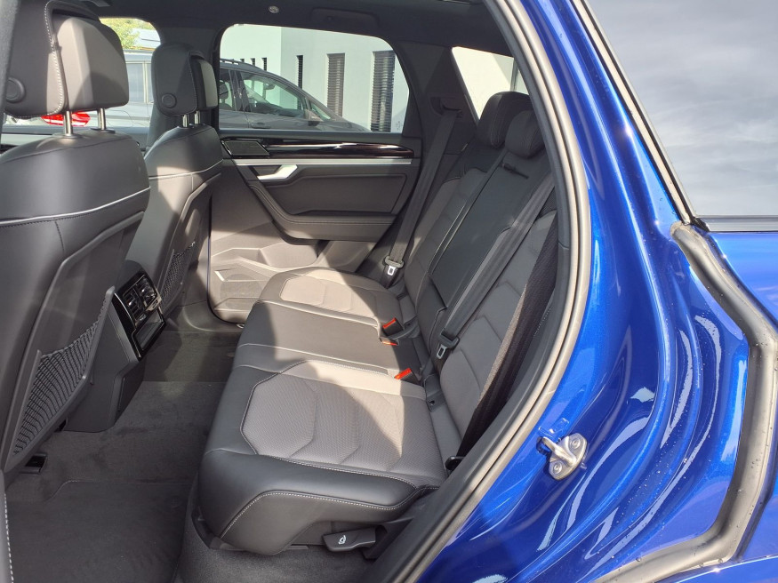 VW Touareg R-Line FINAL EDITION