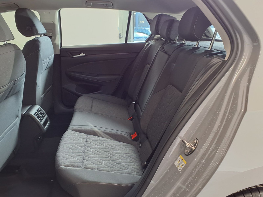 VW Golf Life Plus