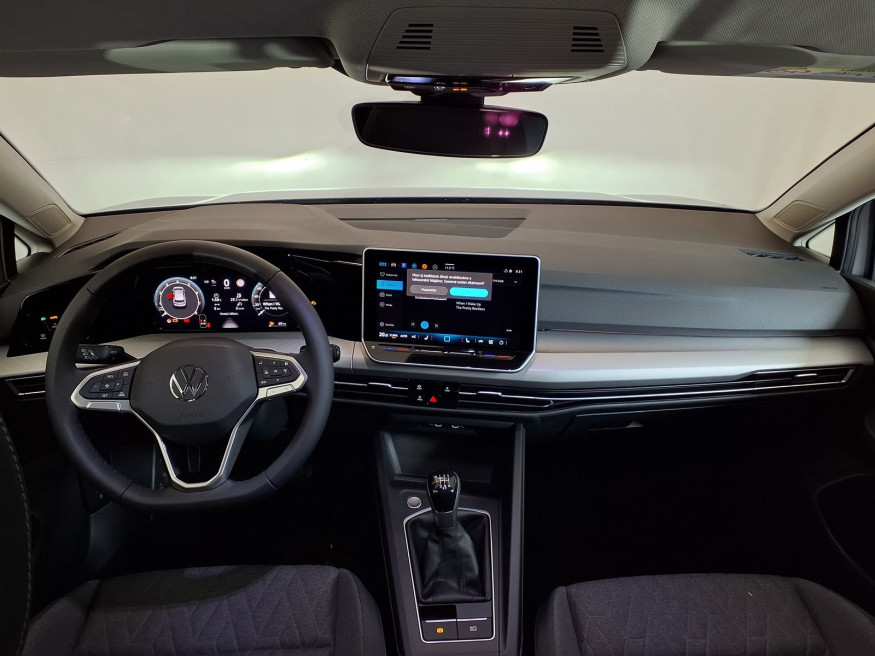 VW Golf Life Plus