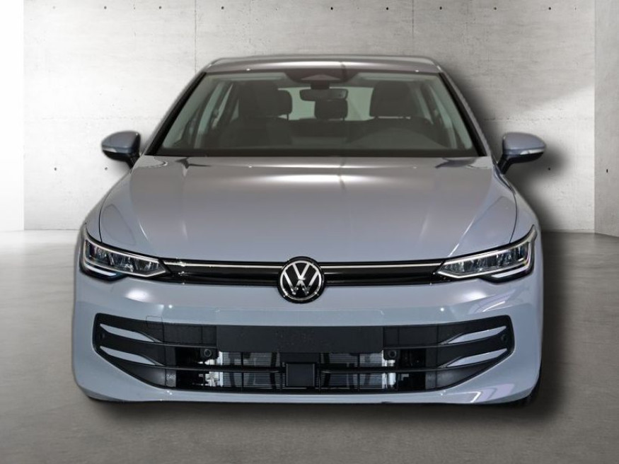 VW Golf Life Plus