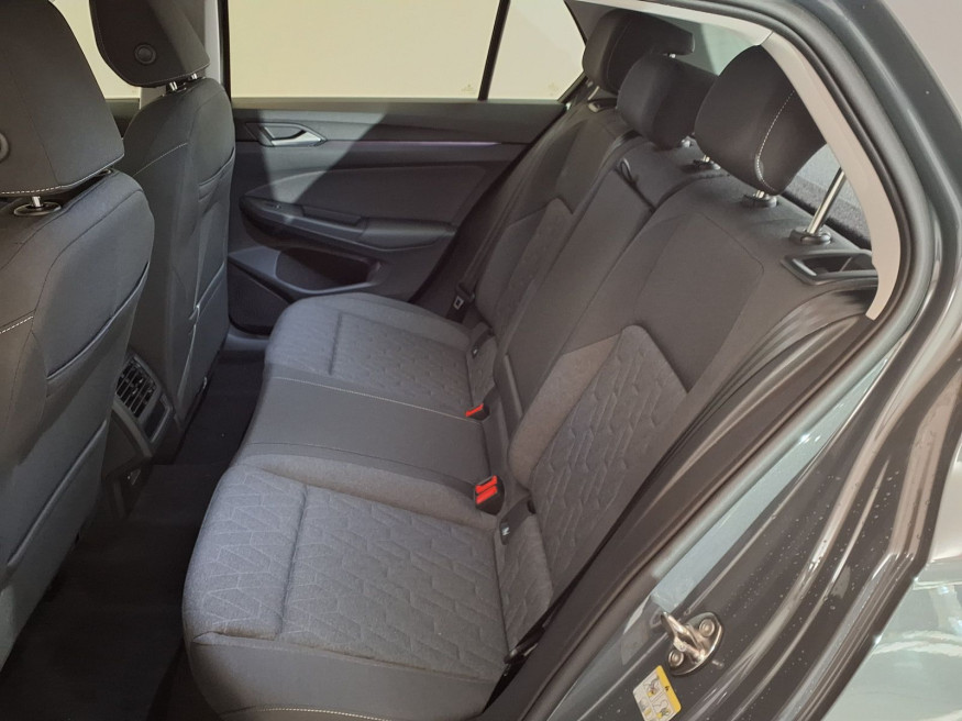 VW Golf Life Plus