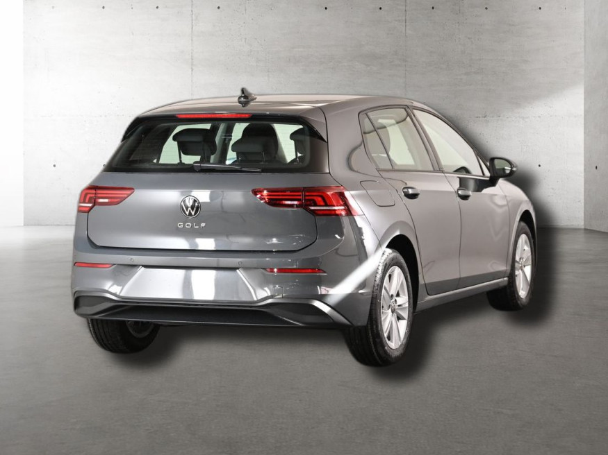 VW Golf Life Plus