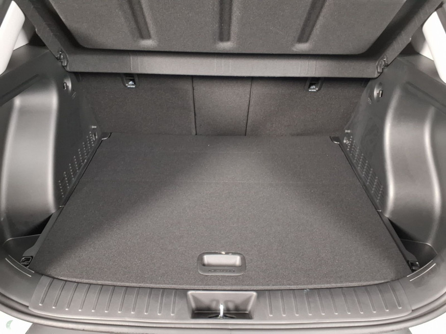HYUNDAI Kona Select Plus