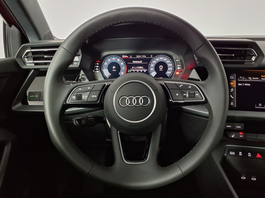 AUDI A3 1.5 TFSI S-tronic Automatik